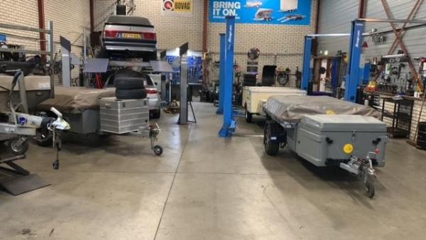 Vouwwagens Tentrailers & Caravans