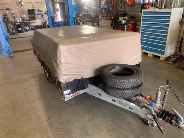 Vouwwagens Tentrailers & Caravans